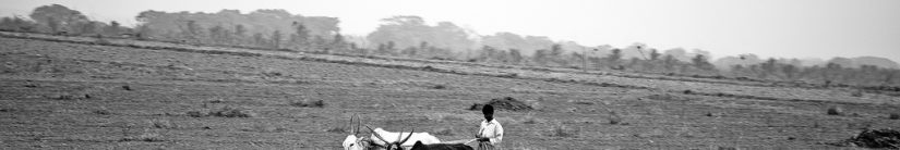 Jis khet se dehkaN ko mayyasar nahi rozi