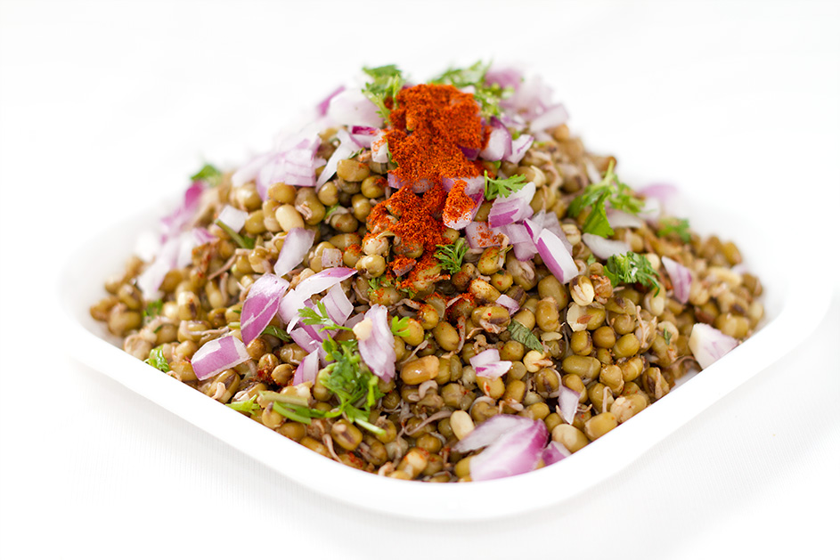Sprouts Chaat : A healthy tangy snack