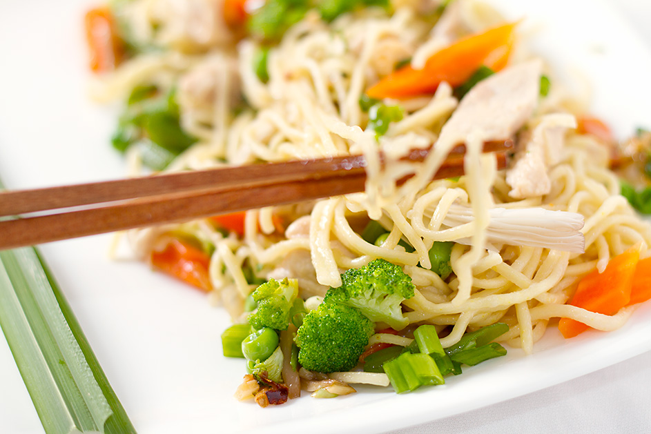 Chicken and oyster mushroom noodles